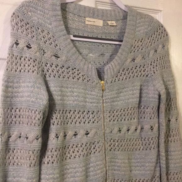 Sleeping on Snow zip down light Blue Sweater - Picture 12 of 14